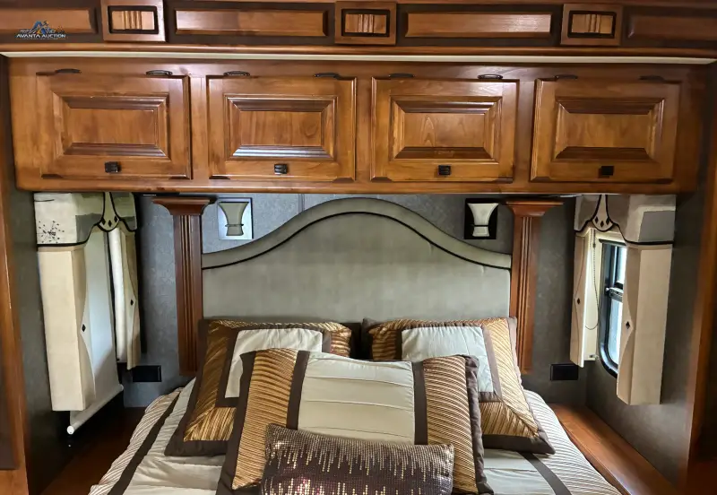 2013 Tiffin Allegro Open Road Motorcoach photo 150