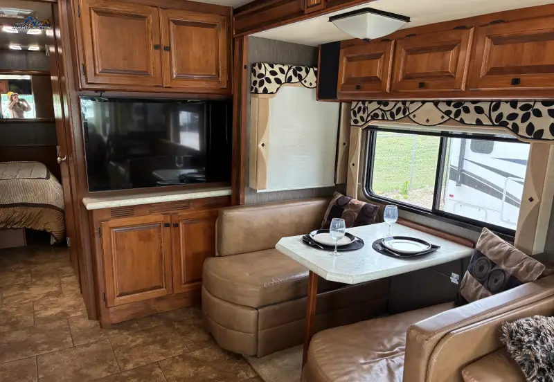 2013 Tiffin Allegro Open Road Motorcoach photo 97
