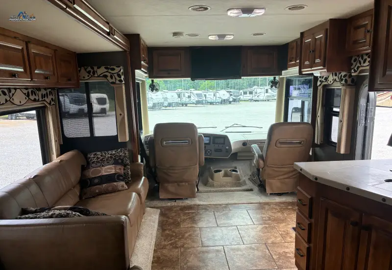 2013 Tiffin Allegro Open Road Motorcoach photo 90